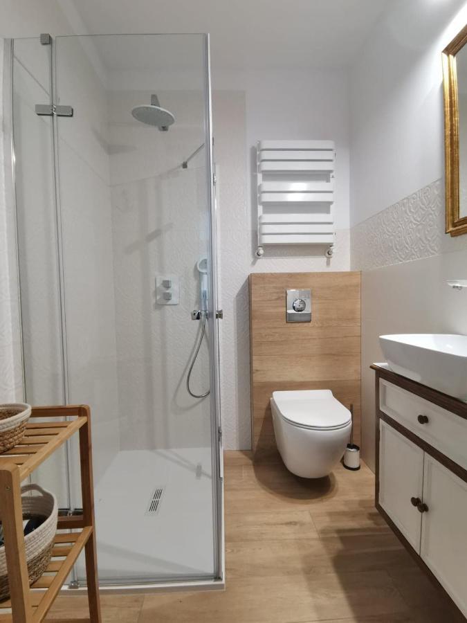 Przytulny Apartament W Centrum Kupiecka-Drzewna Zielona Góra Exterior foto